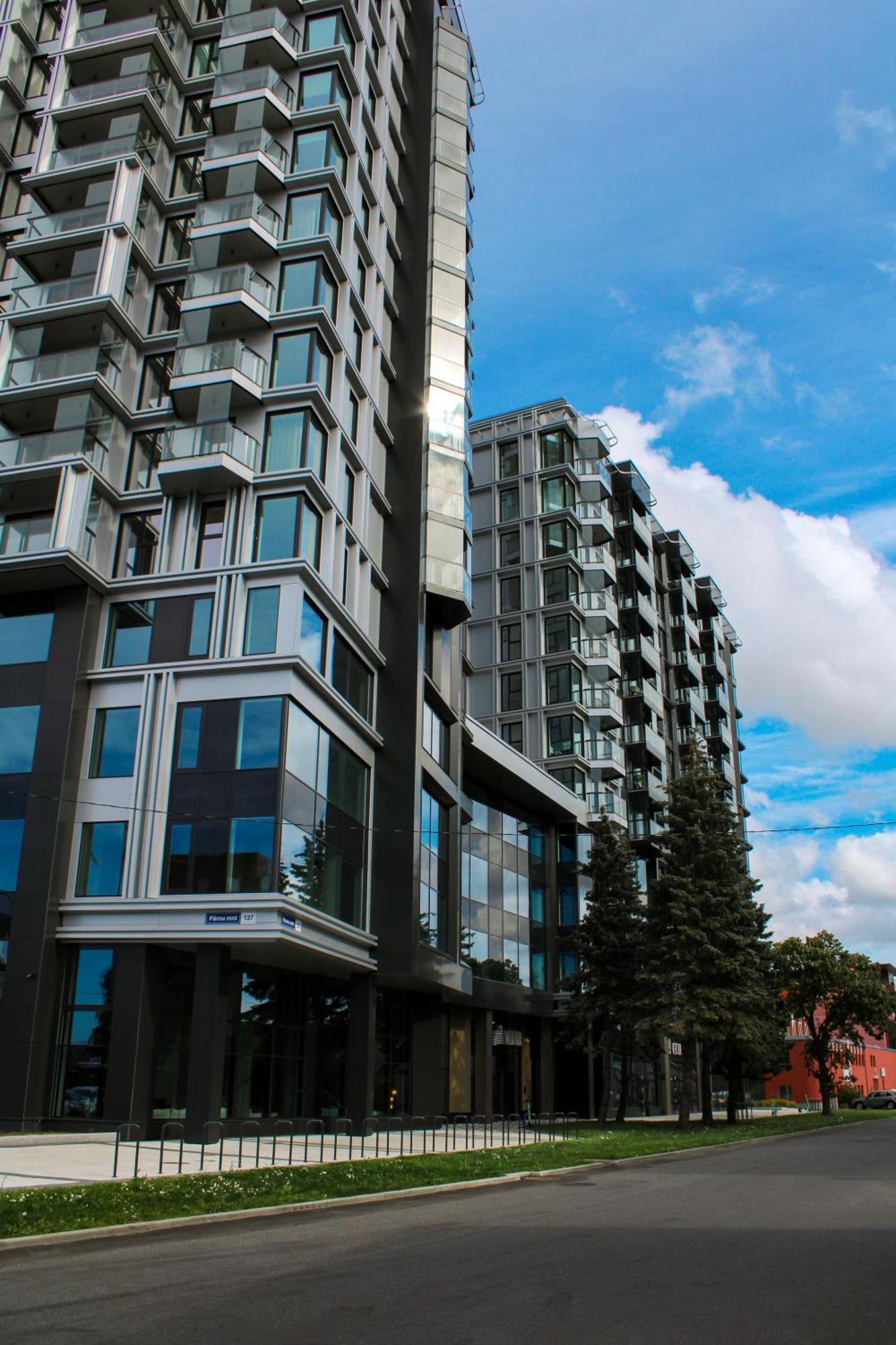 Skyresidence Luxury With & Garden View Tallinn